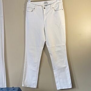 L.L.Bean Favorite Fit White Jeans – Straight Leg – Size 32
